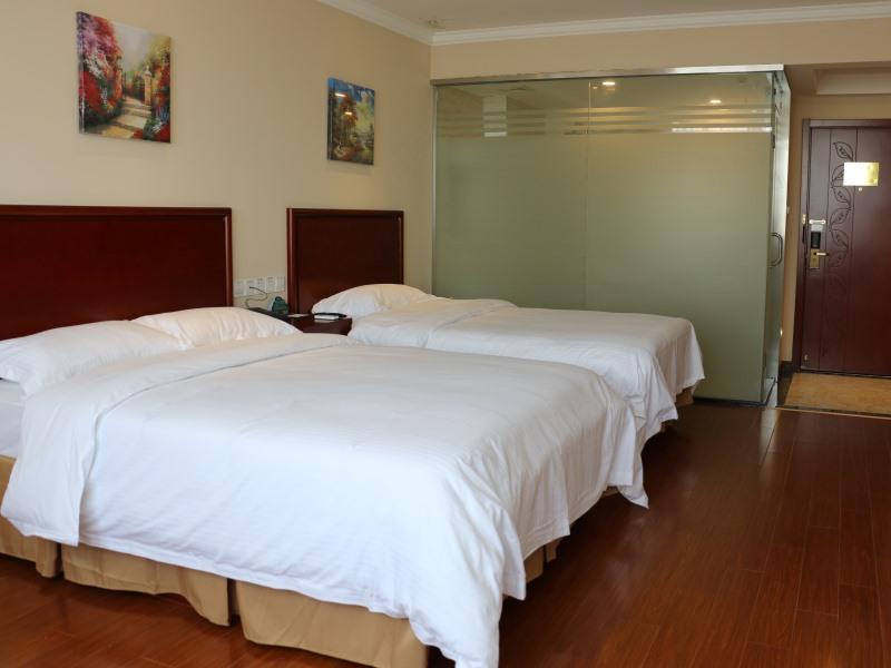 ג'ינגדג'ן Greentree Inn Jiangxi Jindezhen People Square Jindin Business Hotel מראה חיצוני תמונה