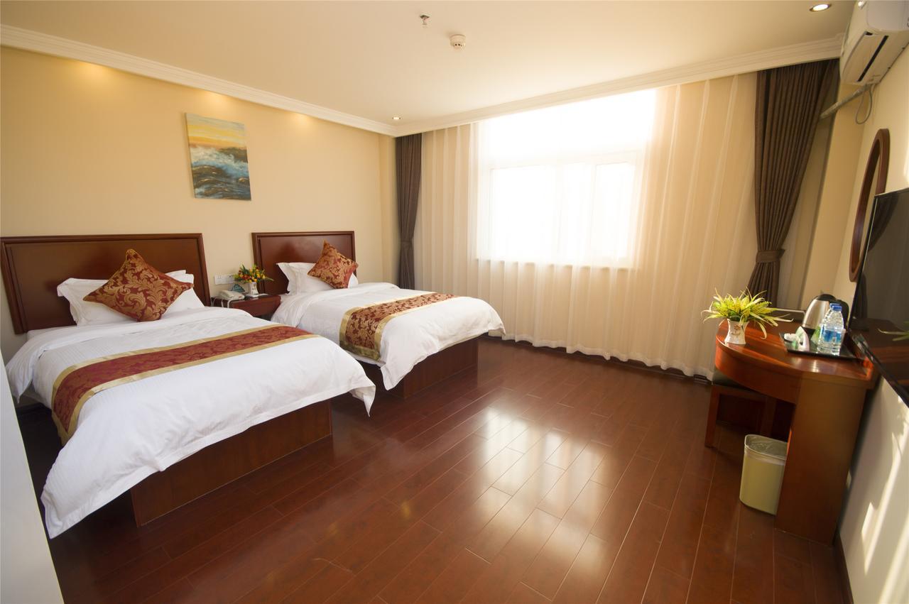 ג'ינגדג'ן Greentree Inn Jiangxi Jindezhen People Square Jindin Business Hotel מראה חיצוני תמונה